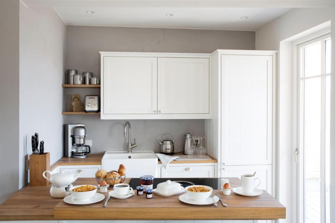 Reetdorf Geltinger Birk Atelierhaus Mooreiche Nieby  エクステリア 写真