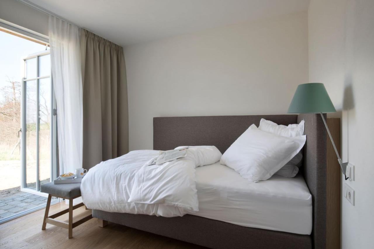 Reetdorf Geltinger Birk Atelierhaus Mooreiche Nieby  エクステリア 写真